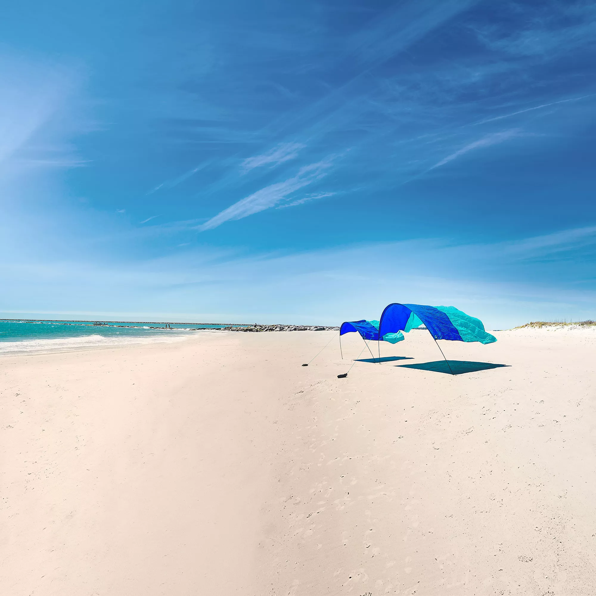 Shibumi Shade Classic Bundle with Quiet Canopy, the Original Wind-Powered Beach Shade, Provides 150 Sq. Ft. of Shade, Weighs Only 4 Lbs, Sets up in 3 Min - Image 4