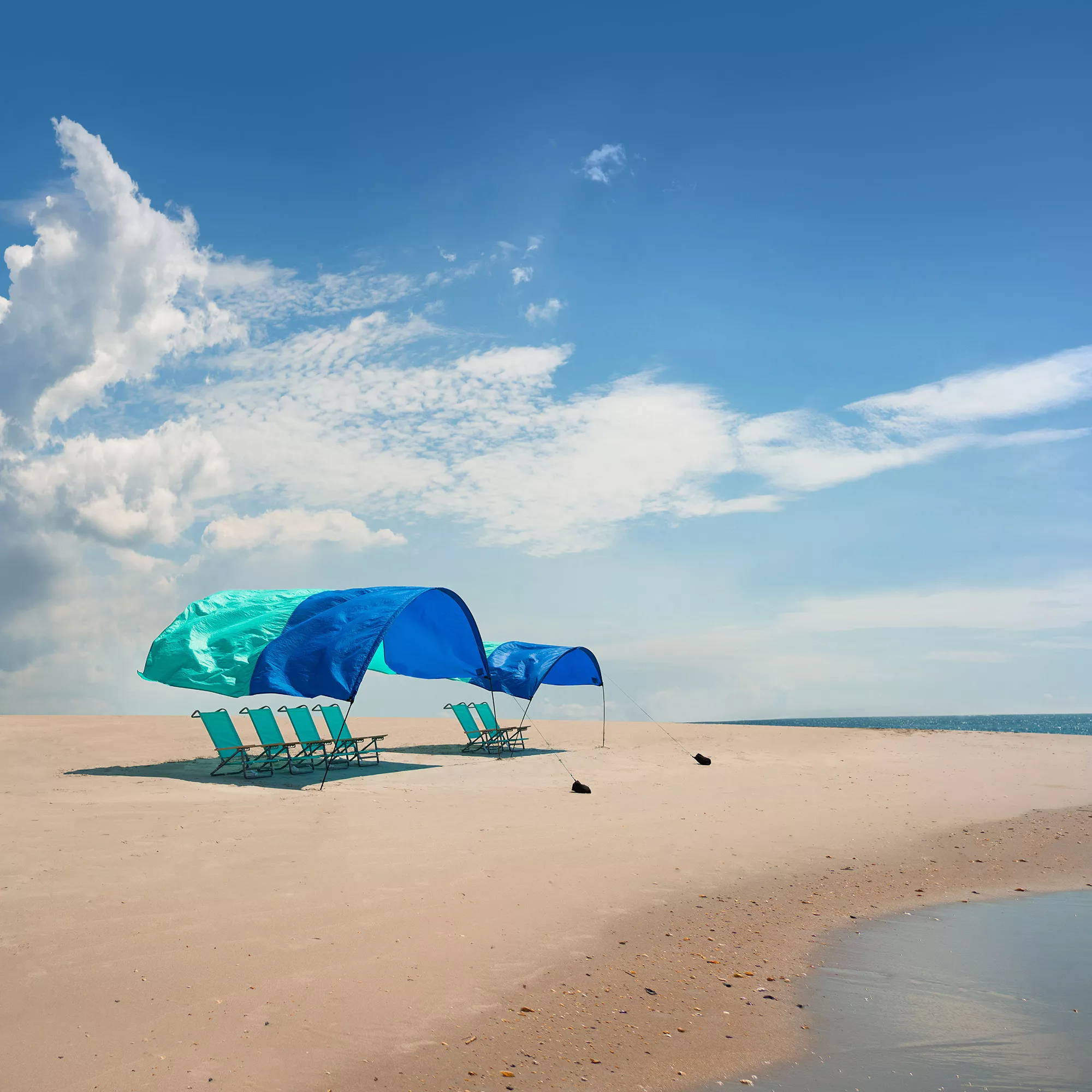 Shibumi Shade Classic Bundle with Quiet Canopy, the Original Wind-Powered Beach Shade, Provides 150 Sq. Ft. of Shade, Weighs Only 4 Lbs, Sets up in 3 Min - Image 7