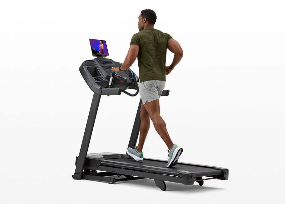 Horizon Fitness 7.0 AT Treadmill - Image 3