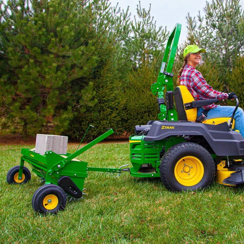 John Deere 40 in. Tow-Behind Combination Aerator-Spreader - Image 5